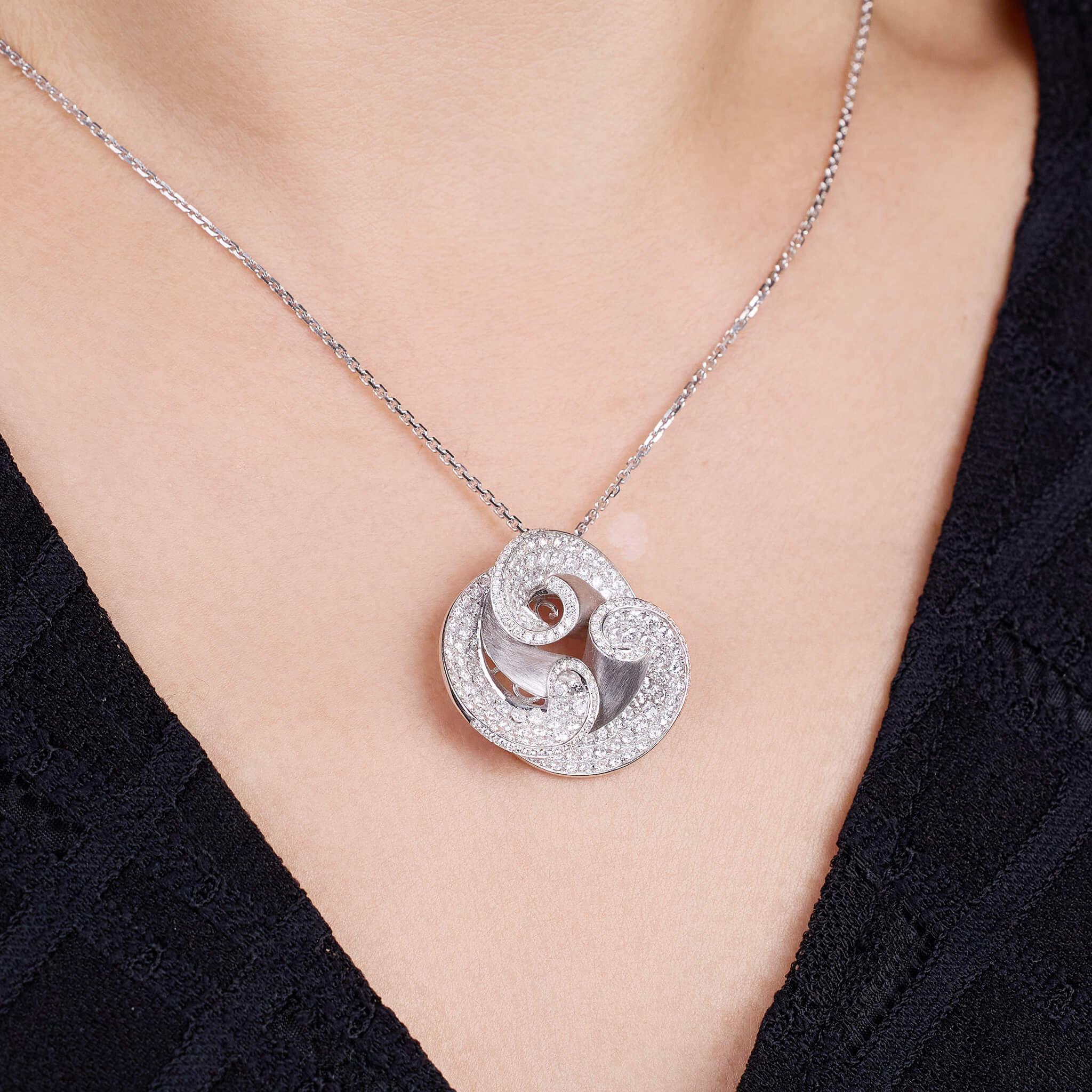 Spiral Circular Pendant Necklace