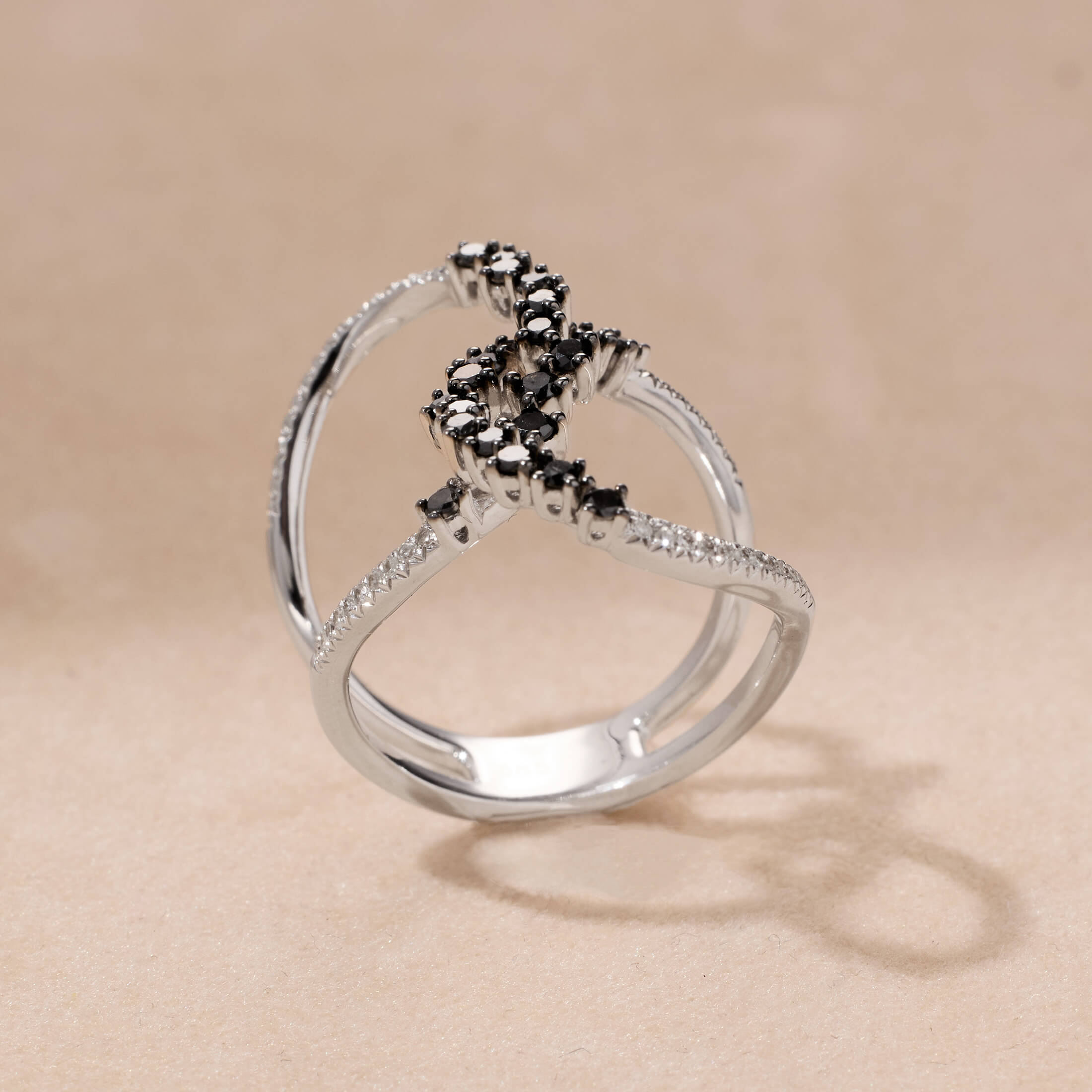Blackdiamond14401_c30f511e-2747-4d79-8e8d-ba7f83fb6f5f.jpg