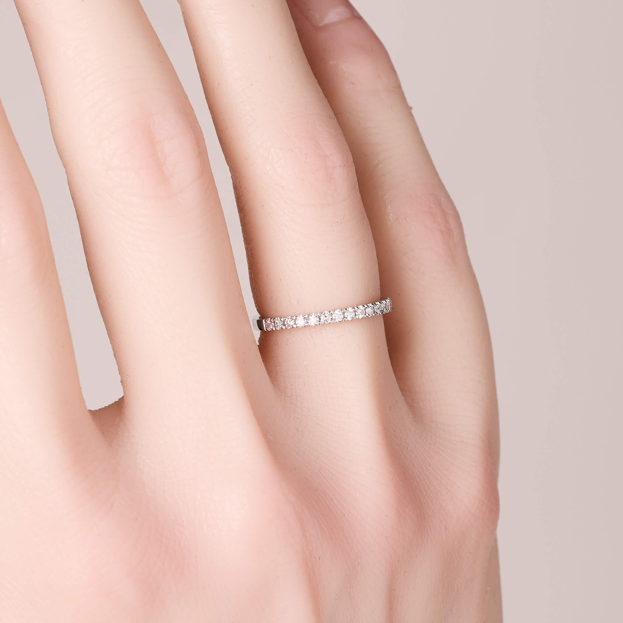 J10153-hand.jpg