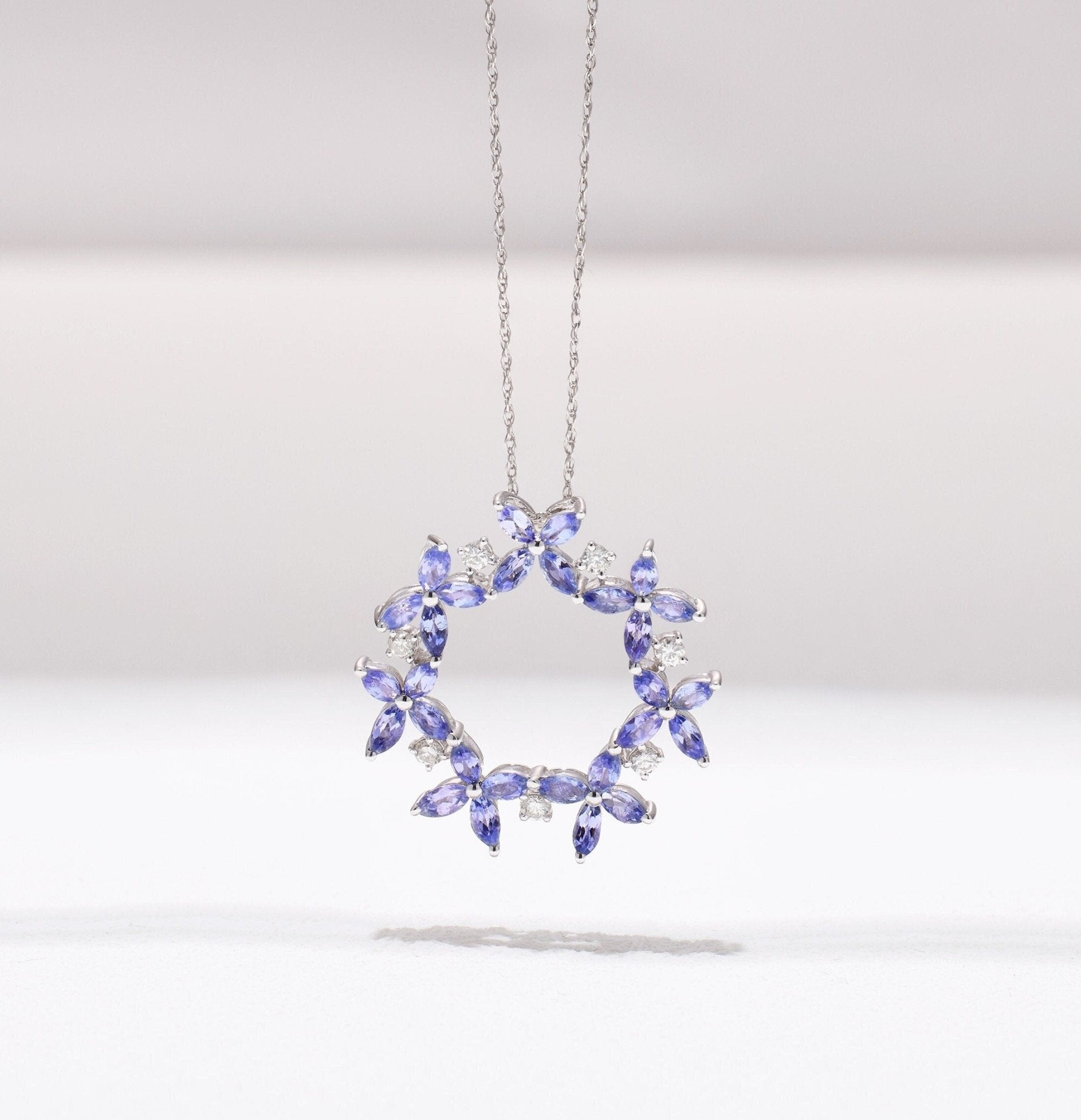 Floral wreath necklace