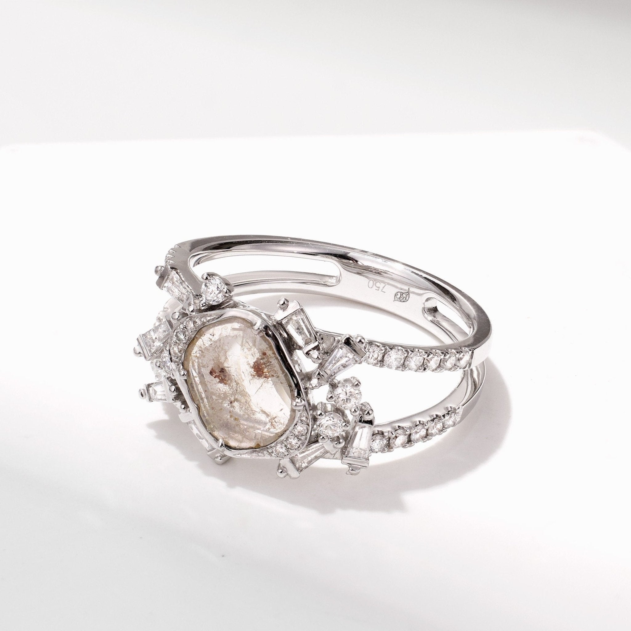 Oval Gem Starburst Ring