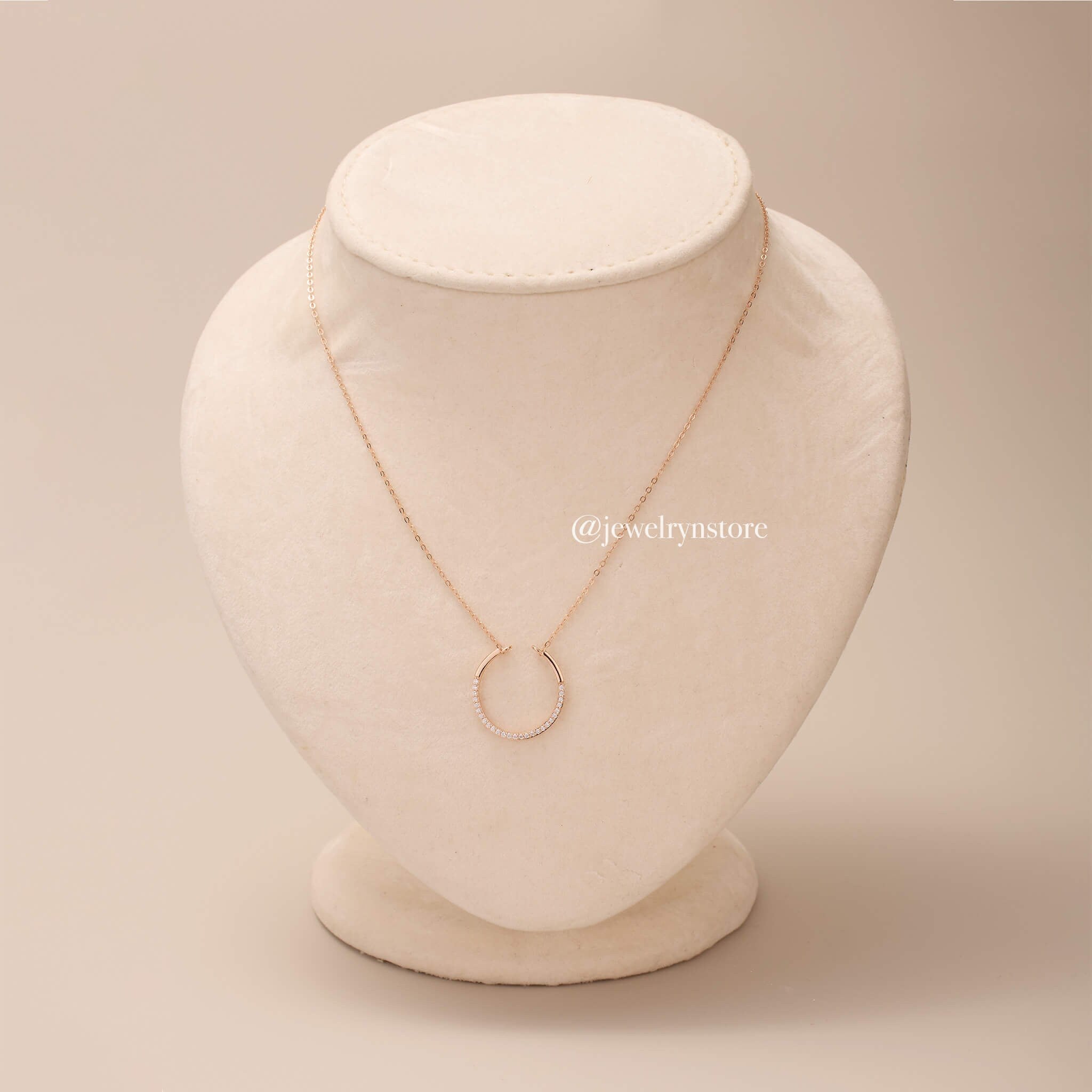 Circle Necklace