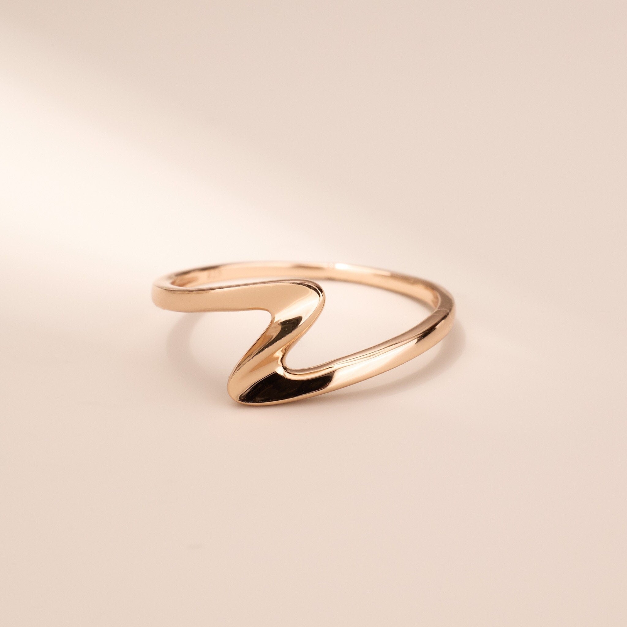 Wavy Ring
