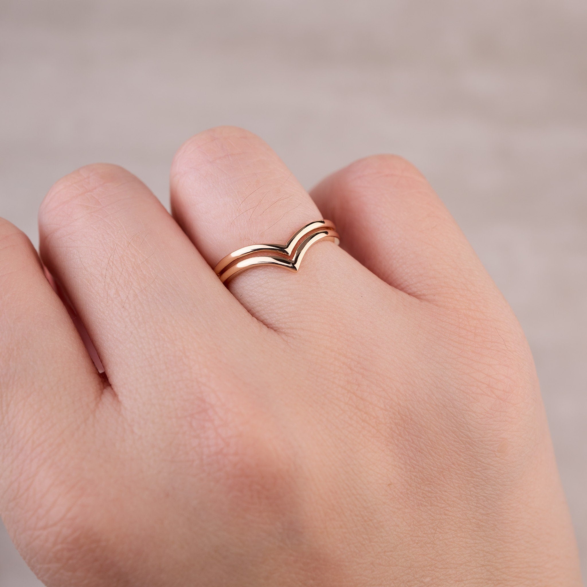 Double – band heart ring